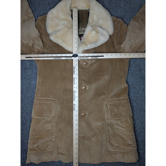 NICE Vintage 1970s Corduroy Coat Men 40 Tan Corduroy Faux Fur Collar Yugoslavia - Picture 4 of 11